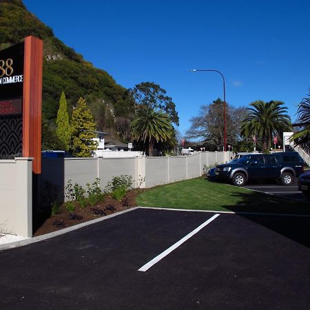 One88 On Commerce Whakatane Room photo The entrance to the hotel