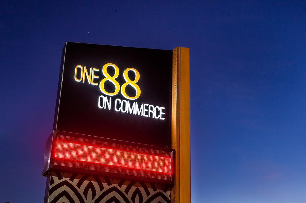 One88 On Commerce Whakatane Exterior photo One88 on Commerce