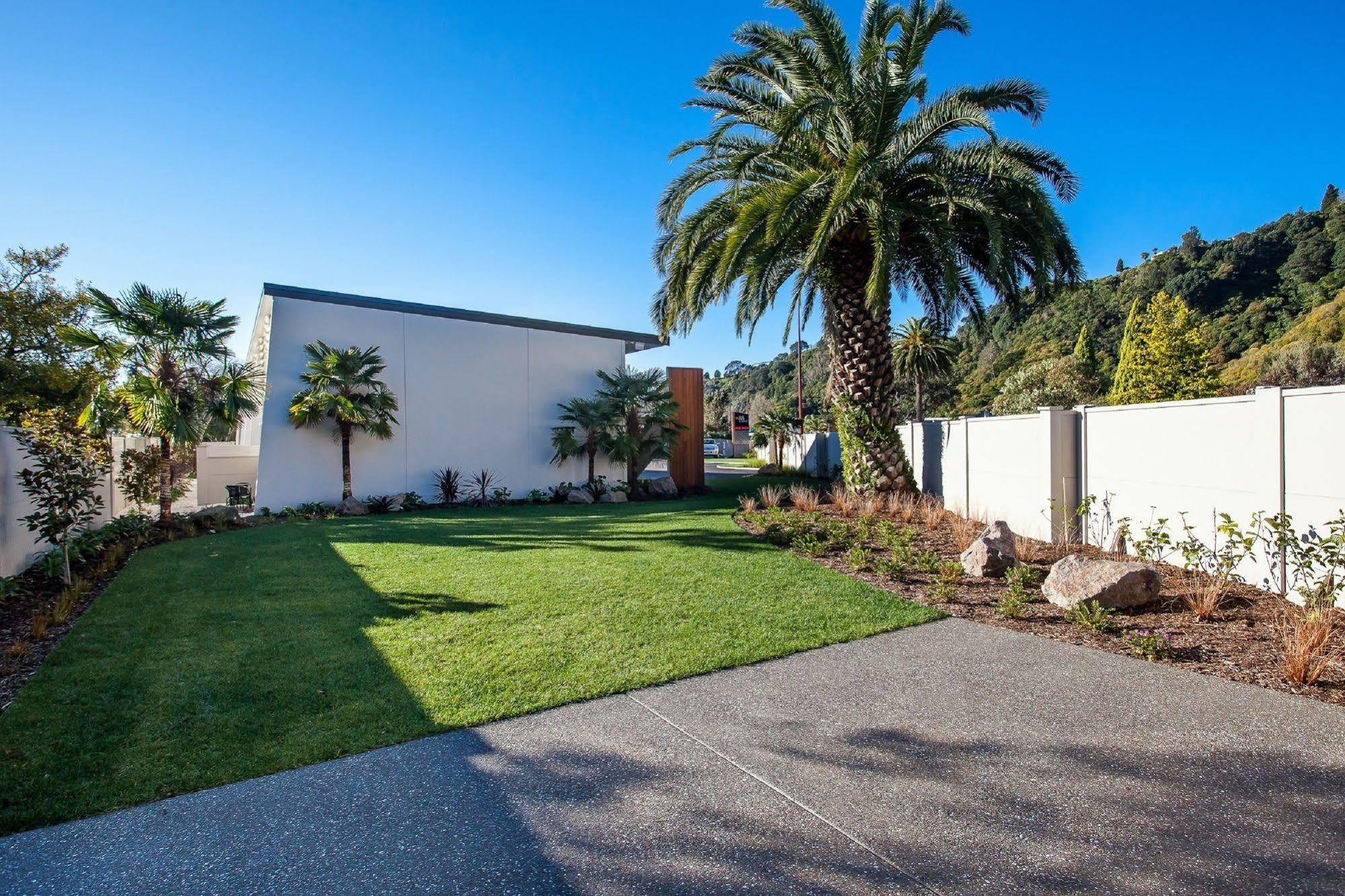 One88 On Commerce Whakatane Exterior photo The house in 2015